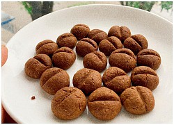 Trổ tài làm bánh cookie hạt cà phê siêu nhanh bằng nồi chiên không dầu, ai cũng khen dễ thương và thơm ngon nức nở