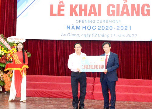 Trường Đại học An Giang khai giảng năm học mới