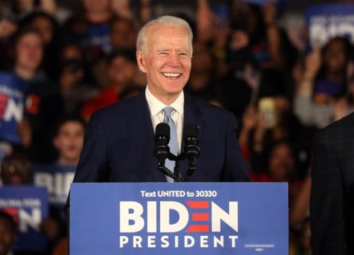 Biden tăng cách biệt khi Trump đòi kiểm phiếu lại ở Wisconsin