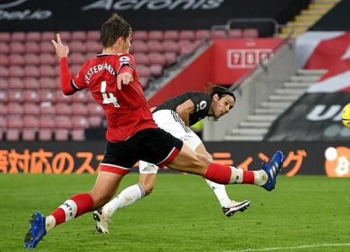 Ghi bàn giúp Man Utd ngược dòng, Cavani là giải pháp hoàn hảo của HLV Solskjaer?