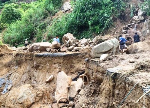 Lũ quét, sạt lở đất đe dọa miền Trung - Tây Nguyên