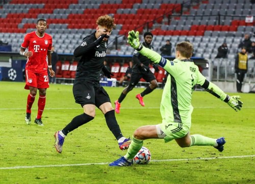 Manuel Neuer - Bức tường thành vững chắc của Bayern Munich