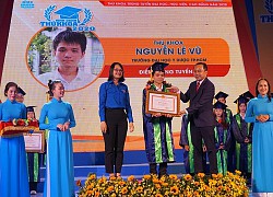 Nam sinh đạt thủ khoa kép