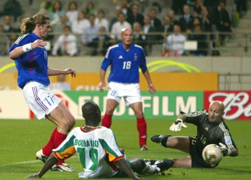 Người hùng của Senegal ở World Cup 2002 qua đời