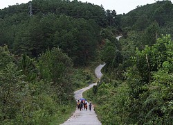 Ở nơi giáo viên kiêm "xe ôm" đón trò đến lớp