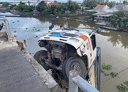 Tạm giữ hình sự tài xế gây sập cầu ở Tiền Giang