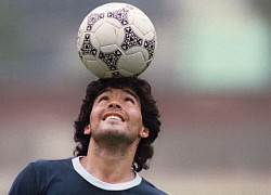 Tin mới nhất bóng đá sáng 30/11: Cha con xúc phạm thi hài Maradona bị dọa giết