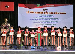 TPHCM: Hơn 1000 tân bác sĩ, cử nhân y tế ra trường