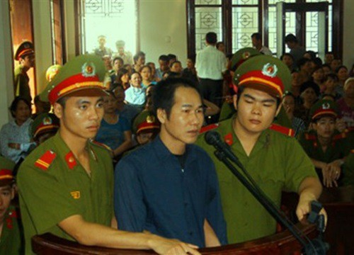 Yêu lầm "sát thủ"