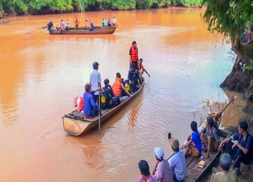 Chìm thuyền khi thả cá phóng sinh, hai người ở Bình Phước tử vong