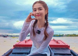 Hậu lùm xùm lộ ảnh nhạy cảm, lướt Instagram Ngọc Trinh thấy là lạ: Nữ hoàng nội y giờ hết áo dài rồi lại diện đồ bà ba kín bưng