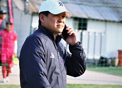 HLV Sài Gòn FC nổi nóng khi bị hỏi chuyện "dâng điểm" cho Hà Nội FC