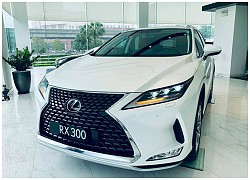 Lexus RX 300 2020 "chạy lướt" bán lại rẻ hơn 180 triệu đồng