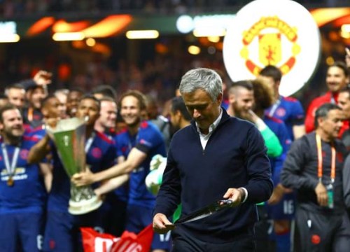 MU lụn bại, Tottenham thăng hoa: Solskjaer gây thất vọng, có tiếc Mourinho?