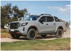 Nissan Navara 2021 &#8211; bản nâng cấp thách thức Ford Ranger