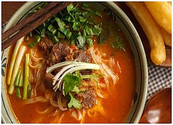 Phở bò sốt vang ngon đậm đà, hương vị khó quên ngày se lạnh