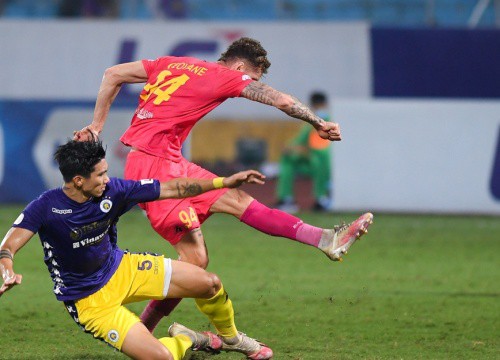 Văn Hậu gặp khó vì bộ đôi ngoại binh hay nhất V.League