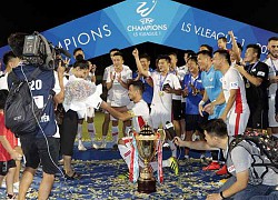 CLB Viettel vô địch V-League, Bùi Tiến Dũng cầu hôn vợ xinh đẹp chưa cưới