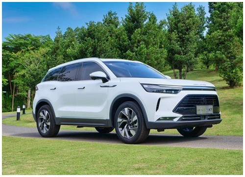 Ô tô SUV Trung Quốc đẹp long lanh giá chỉ hơn 500 triệu ở Việt Nam: Có nên mua?