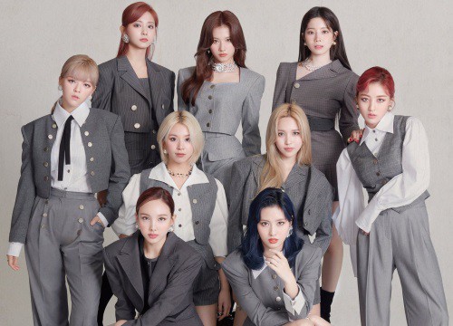 Sóng gió BXH 30 nhóm nhạc nữ hot nhất: TWICE ngoạn mục vượt mặt cả BLACPINK, Red Velvet lao dốc hậu scandal của Irene