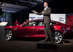 Tesla từng đứng trước nguy cơ chỉ còn một tháng là phá sản