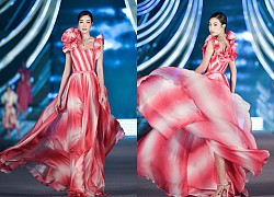 Hoa hậu Mỹ Linh vừa làm giám khảo, vừa catwalk cực đỉnh làm vedette trong đêm thi Người đẹp thời trang