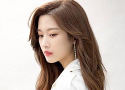 Moon Ga Young - mỹ nhân thường xuyên bị dìm nhan sắc trên truyền hình