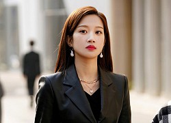 Mỹ nhân Moon Ga Young lộ cả gương mặt đầy mụn kèm lông mày sâu róm vẫn bị chê vì "chưa đủ xấu" cho True Beauty