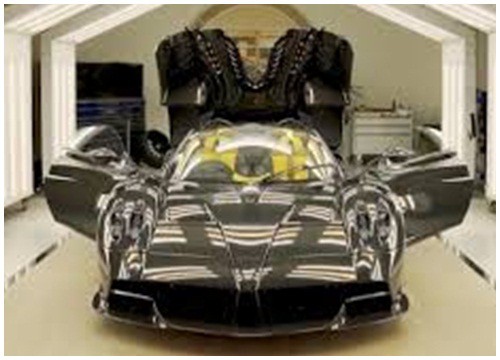 'Thần gió' Pagani Huayra Roadster cuối cùng thuộc về fan cuồng siêu xe này