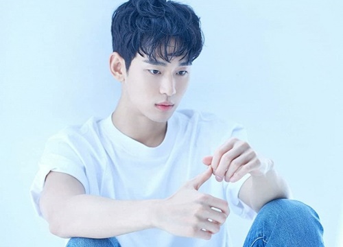 'Cụ giáo' Kim Soo Hyun 'chơi lớn' khi đóng vai kẻ sát nhân mắc bệnh tâm thần