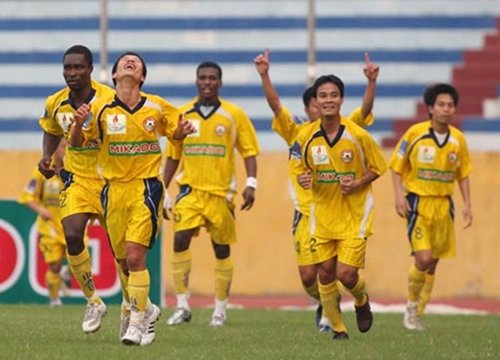 Điểm lại thành tích của Nam Định ở 3 mùa giải V.League gần nhất