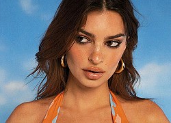 Emily Ratajkowski vẫn quảng cáo áo tắm khi mang bầu