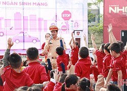 Học sinh tiểu học iSchool Hà Tĩnh hào hứng với "Giao thông an toàn - cứu ngàn sinh mạng"