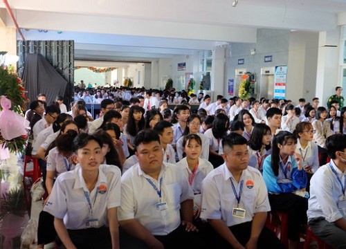 Học viện Cán bộ TPHCM khai giảng năm học mới