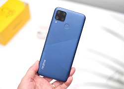 Smartphone pin 3 ngày giá hơn 4 triệu đồng