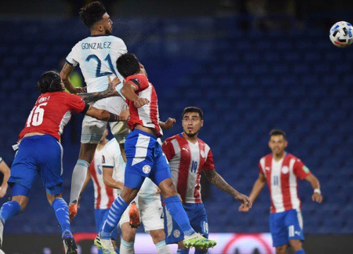 VAR "cản phá" Messi, Argentina bị Paraguay cầm hòa