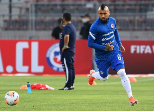 Vidal giúp Chile thắng trận đầu tiên tại vòng loại World Cup 2022