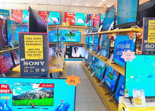 Hàng loạt smart TV 75 - 86 inch lại có 'bão' giảm giá tới 53%