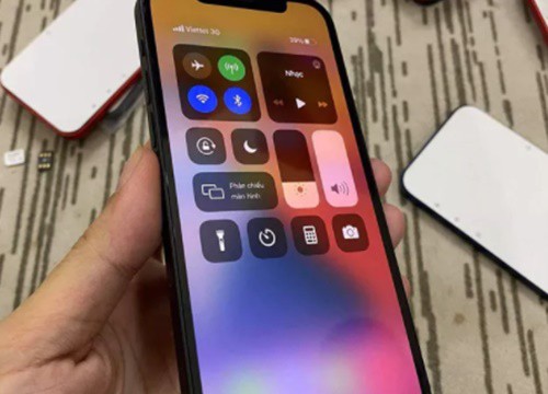 iPhone 12 Lock về Việt Nam: Giá 18 triệu nhưng nghe gọi không ổn định