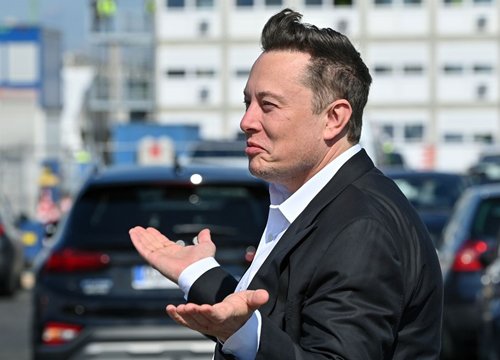 'Phần thưởng' mới của Elon Musk: Tesla chính thức được đưa vào S&P 500, cổ phiếu tăng vọt hơn 10%