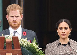 Sau màn "diễn kịch" đánh bóng tên tuổi thất bại, vợ chồng Meghan Markle lại đón nhận một loạt tin bất lợi khiến hình ảnh càng sa sút