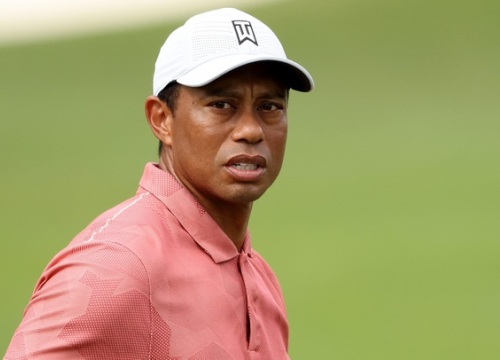 Tiger Woods "tái mặt" khi tình cũ ra phim kể lại scandal ngoại tình