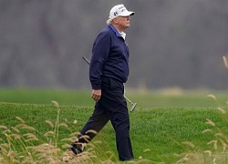 Trump dành hai ngày cuối tuần chơi golf