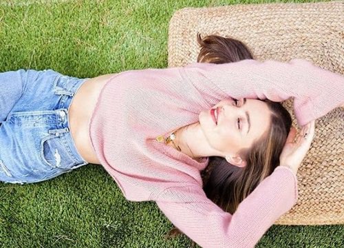 'Gái 3 con' Miranda Kerr khoe tủ quần áo hoành tráng sau khi chồng tỷ phú vô tư trốn cách ly