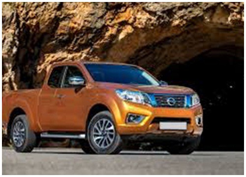 Nissan Navara mới giảm giá 36 triệu đồng