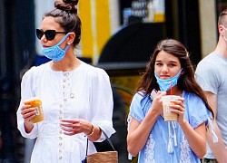 Katie Holmes sành điệu đi mua sắm cùng con gái Suri giữa tin đồn muốn có con với bồ trẻ