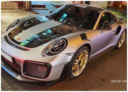 Porsche 911 GT2 RS "đắp" đầy sợi carbon, gần 23 tỷ ở Sài Gòn