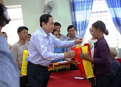 Trung ương MTTQ Việt Nam đồng hành cùng người dân Quảng Ngãi khắc phục hậu quả bão lũ