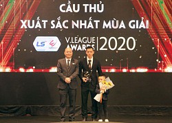 Văn Quyết đoạt giải cầu thủ xuất sắc nhất V-League 2020