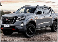 Ford Ranger 2021 cập bến Việt Nam, Nissan Navara giảm giá xả hàng tồn